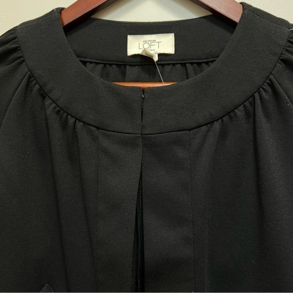 Ann Taylor Loft Black Cropped Blazer Jacket Size 12P - Picture 3 of 7
